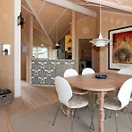 4 Star In Сasa de vacaciones Hadsund