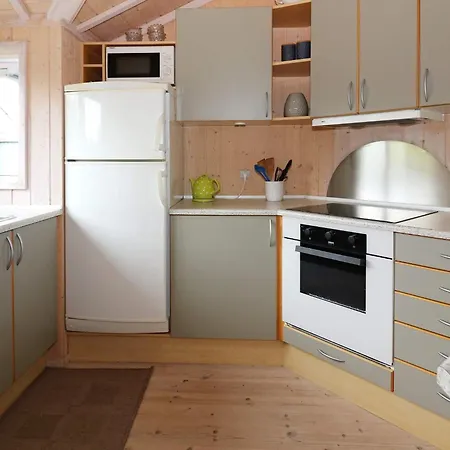 6 Person Holiday Home In Hadsund-By Traum *